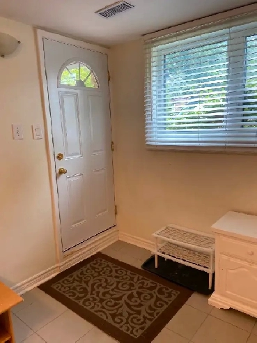 Studio apartment available as early as May 4th Image# 8