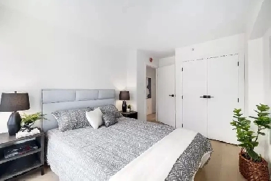 City Essentials: Furnished Room, All-Inclusive Downtown Living! Image# 1