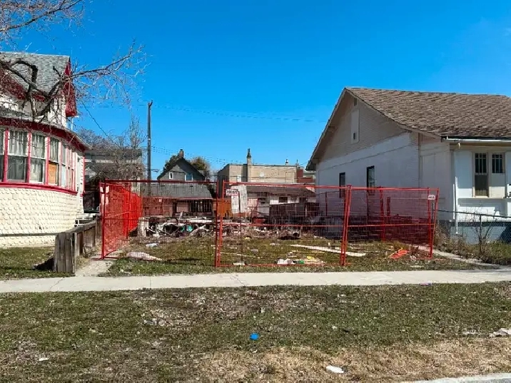 For Sale Vacant Lot 243 & 245 Pritchard Ave Winnipeg MB in Winnipeg,MB - Land for Sale