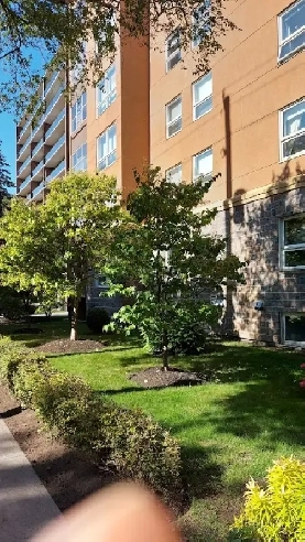 Furnished condo in the heart of Ottawa's downtown Image# 1