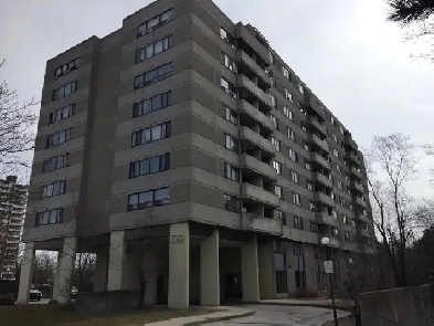 2 Bedroom @ Kennedy and Sheppard Image# 2