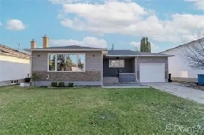 Homes for Sale in Garden City, Winnipeg, Manitoba $389,900 Image# 1
