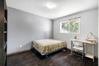 One furnished room walking distance to University of Manitoba Image# 3
