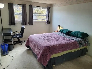 Ajax Room for Rent all Inclusive, Furnished $750 for June 1st. Image# 2