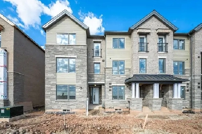 Brand new End Unit Townhome Oakville! Image# 1