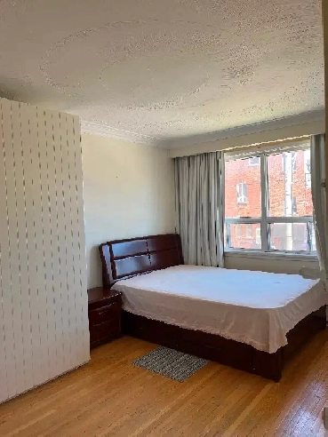 $970 room for rent in Downtown Toronto Dovercourt Rd Dundas St W Image# 1