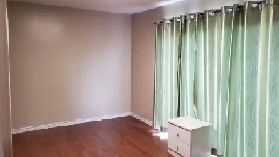 2 Bedroom at Finch Ave E / Brimley Rd Image# 3