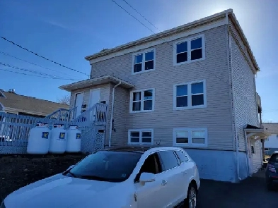 Available June 1st Nice one BR Apt by Halifax Shopping Center Image# 1