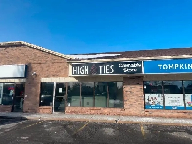 HIGH TRAFFIC ORLEANS RETAIL SPACE FOR LEASE! Image# 1