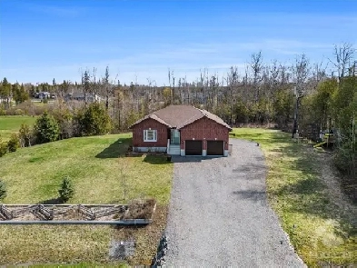 Bungalow in Kemptville- must be sold by May 15 Image# 1