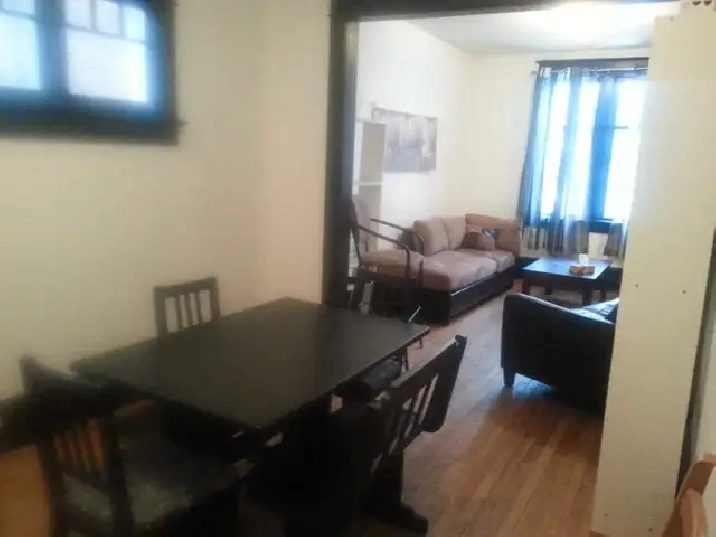 Room for rent in the Glebe, Ottawa Centre in Ottawa,ON - Room Rentals & Roommates