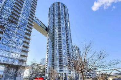 Toronto Downtown 2 Bedrooms Condo near CN Tower & Lakeshore Image# 1