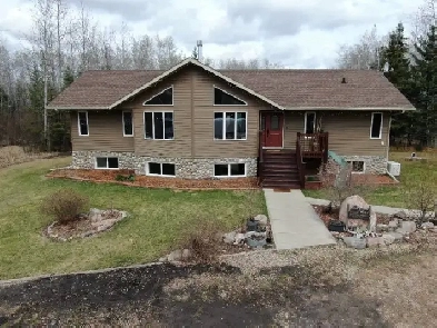 ACREAGE - Welcome to 43524 Twp Rd 630 Ardmore, AB Image# 1