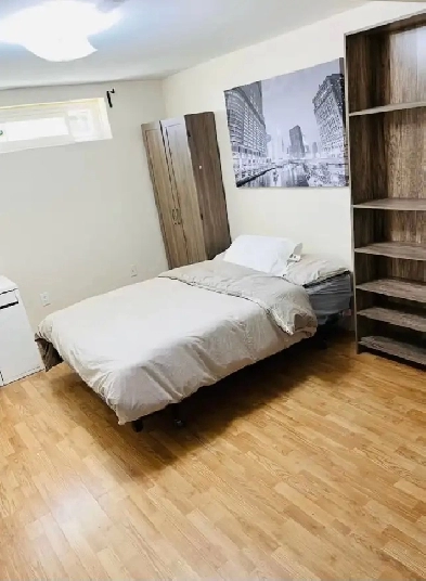 Private Room for rent near Subway! Image# 1