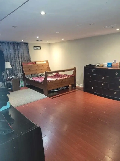 FULLY BEAUTIFUL FURNISHED room for rent in Scarborough Image# 1