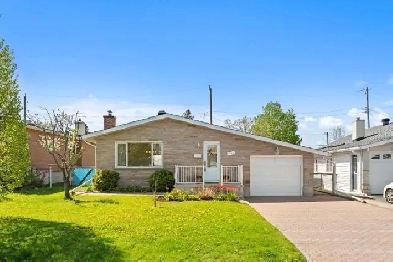 Well Maintained 3 Bed 2 Bath Bungalow with SDU Potential Image# 1