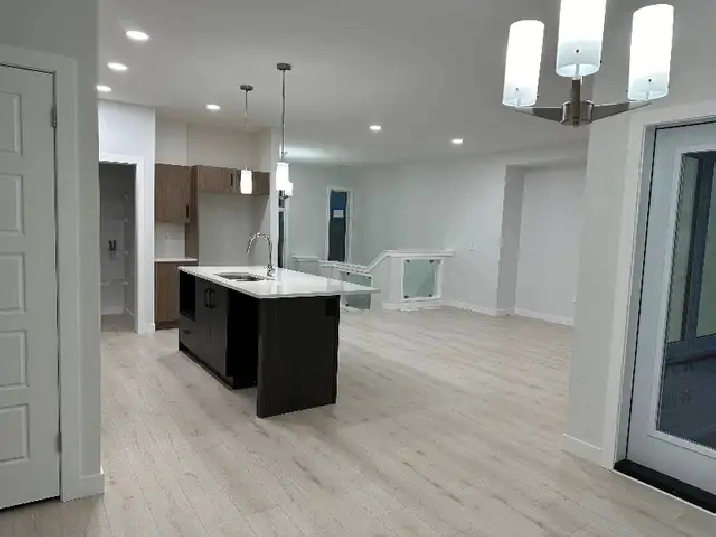 Brand new house for rent in Winnipeg,MB - Apartments & Condos for Rent