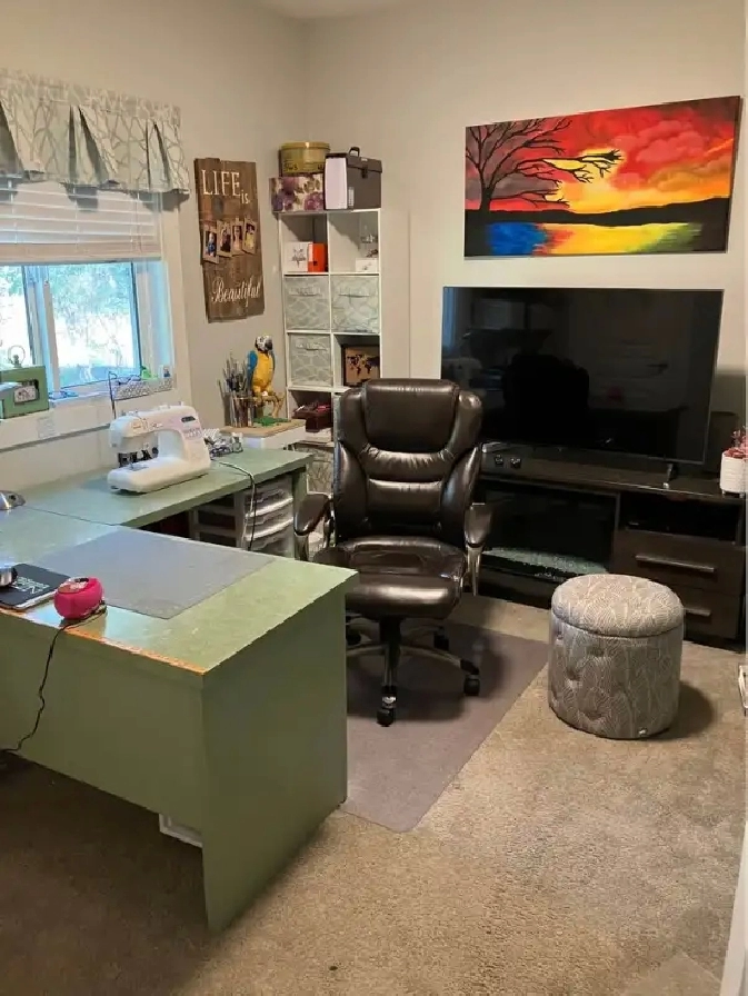 Private Sale Beautiful Manufactured Home Must Be Moved in Red Deer,AB