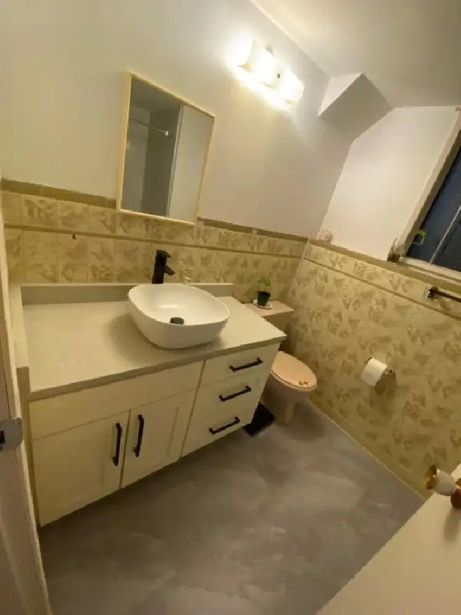 basement for rent in Burnaby/New Westminster,BC Apartments & Condos