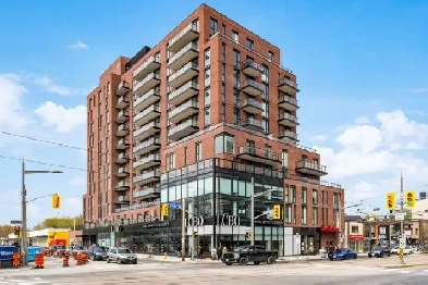 STUNNING 2 BED 805 SQ FT ASSIGNMENT SALE IN TORONTO Image# 1