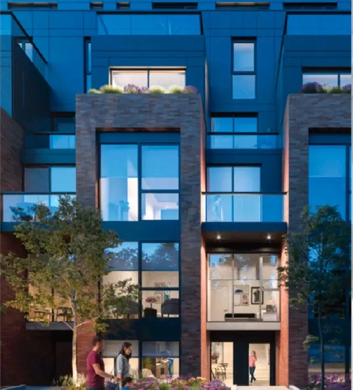 Beautiful Condo Townhouse Assignment in the Heart of Downtown in City of Toronto,ON - Condos for Sale