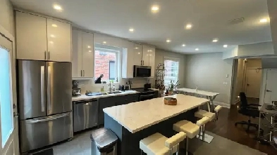 2 bedroom apartment in little Italy Image# 1