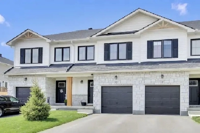 Newly built, 3-bed, 3-bath home in the heart of Smiths Falls! Image# 1