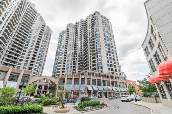 1 1 Bedroom, 1 Bathroom Unit Located Yonge/Finch in City of Toronto,ON - Apartments & Condos for Rent