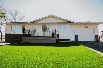 Great House for Sale - Redvers, Saskatchewan Image# 1