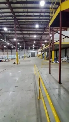 I am looking for private or shared warehouse space in Brampton Image# 1