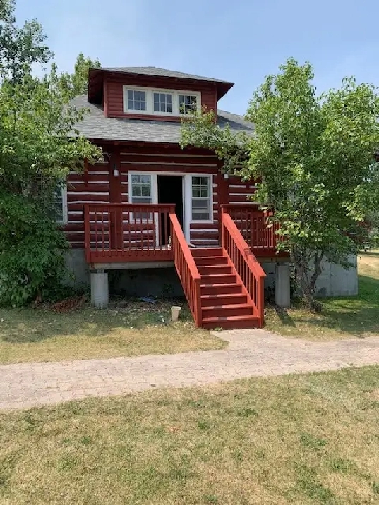 3 cottages for sale in Minaki Ontario close to Kenora in Winnipeg,MB - Houses for Sale