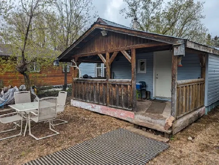 Forest Cabin Retreat For Sale in the Porcupine Provincial Forest in Regina,SK - Houses for Sale