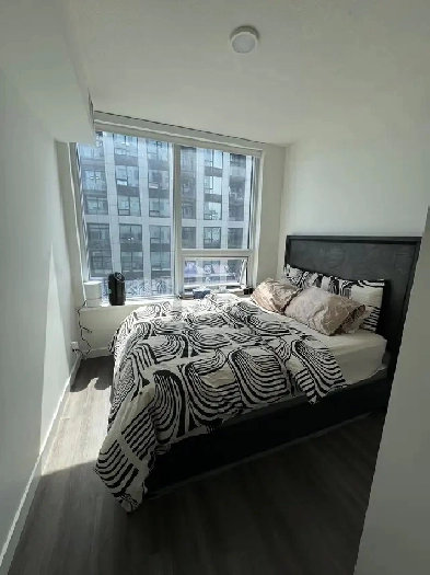 One Bedroom Luxurious Apartment in the Beltline Image# 1