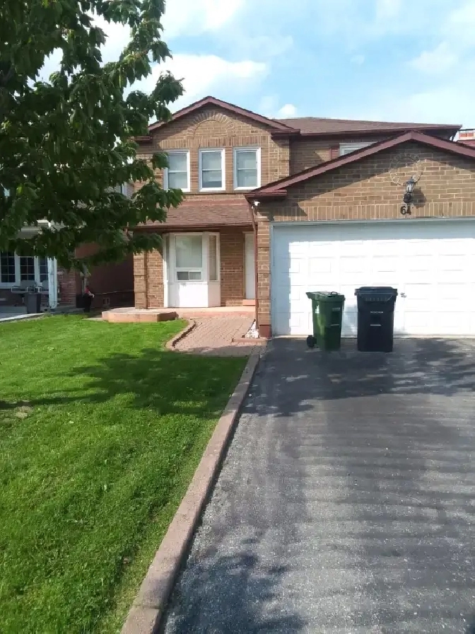4 bedroom upper unit of a detached house for rent in Scarborough in City of Toronto,ON - Apartments & Condos for Rent
