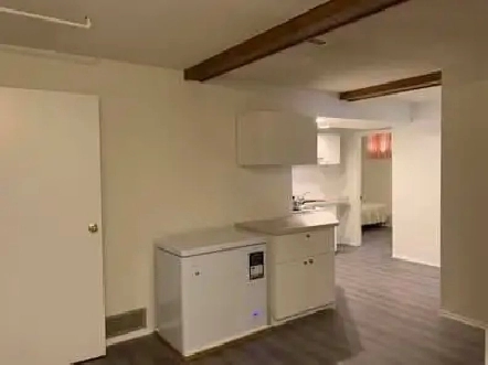 room for rent in Calgary,AB - Apartments & Condos for Rent