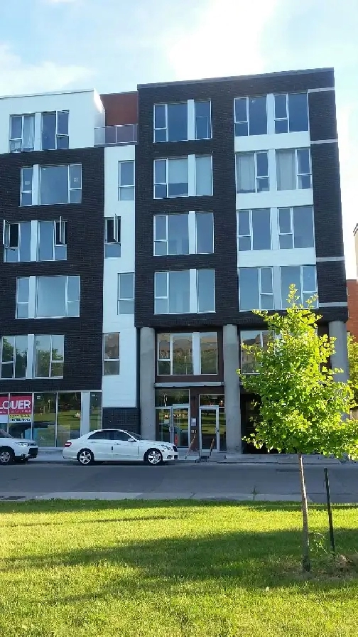 New 3 1/2 condo, July 1st, near Metro cote des neiges in City of Montréal,QC - Apartments & Condos for Rent