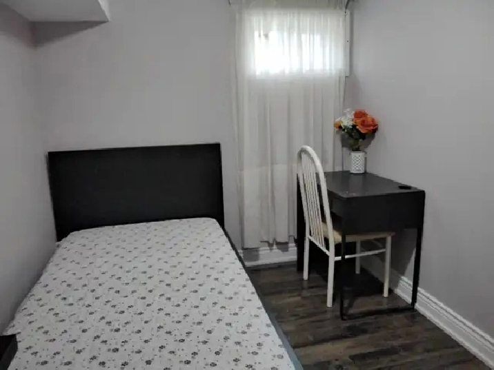 Private basement room for rent in City of Toronto,ON - Room Rentals & Roommates