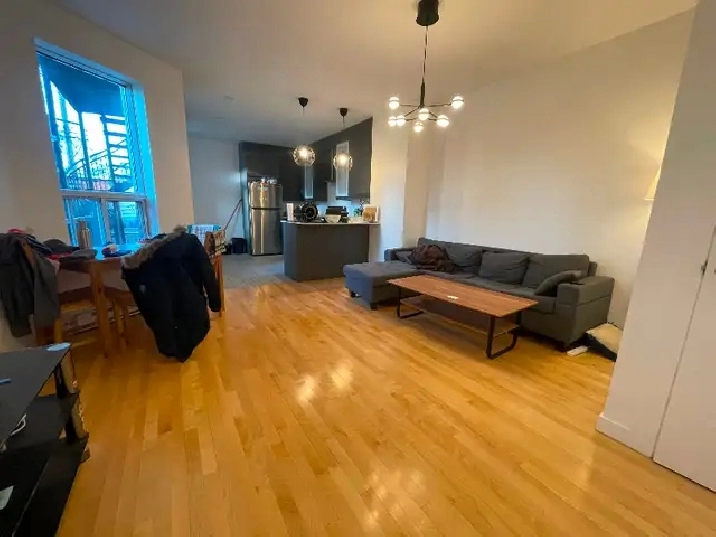 5 1/2 À Louer Mile end in City of Montréal,QC Apartments & Condos for