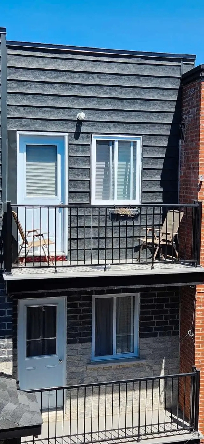 Fully Furnished Studio/ Sublease(all included) in City of Montréal,QC - Short Term Rentals