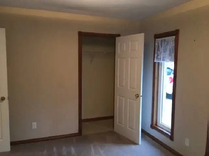 Two Bedroom Ground Level Ideal for Seniors Mitchell Ontario in