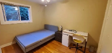 Private room for rent near Bedford Highway & MSVU ! Image# 1