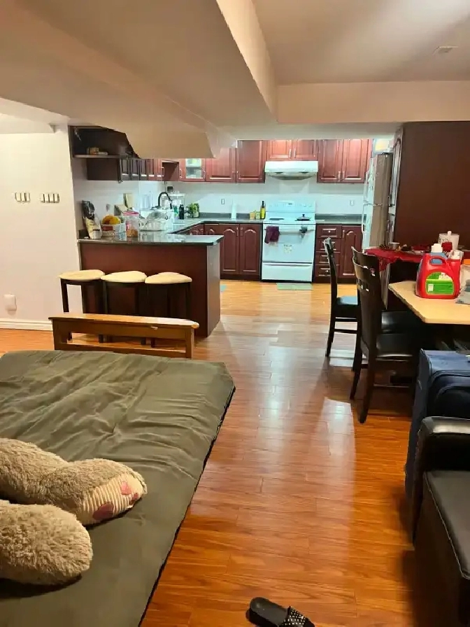 Shared Basement Bedroom by the bluffs available for Rent in City of Toronto,ON - Room Rentals & Roommates
