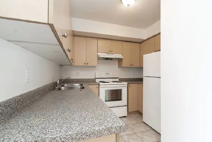 One bedroom, Weston Road and Jane Street - ID 3456 in City of Toronto,ON - Apartments & Condos for Rent