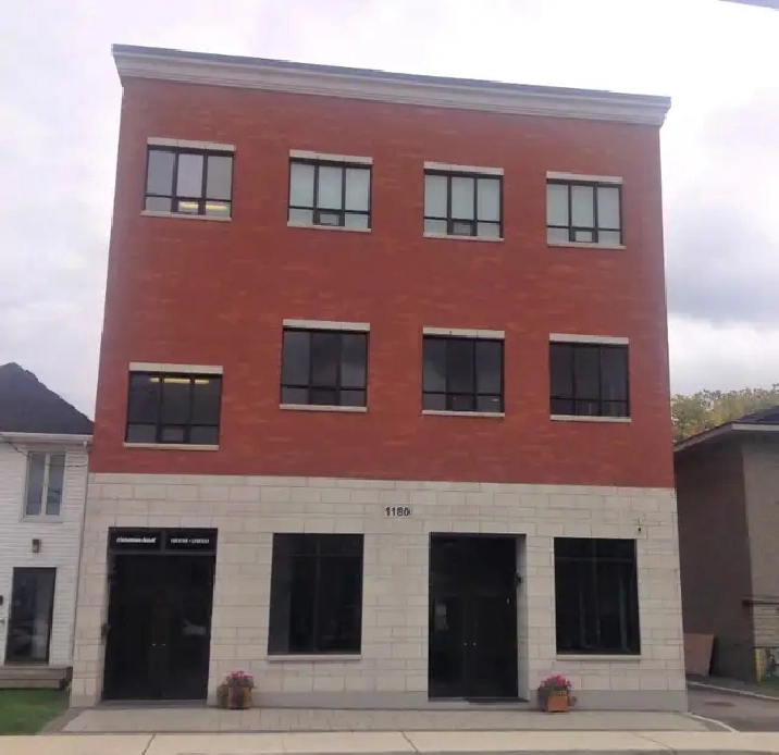 Luxurious 2-Bedroom Apartment in the Heart of Ottawa South! in Ottawa,ON - Apartments & Condos for Rent