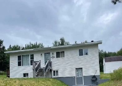 House for Sale!  4 Beds, 1 bath Pollards Point, White Bay, NL Image# 6