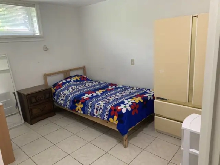 BASEMENT ROOM AVAILABLE FOR FEMALE AT DIXON/KIPLING in City of Toronto,ON - Room Rentals & Roommates