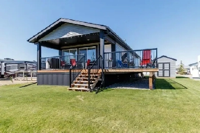 #111, 41019 RANGE RD 11, LACOMBE COUNTY-MANUFACTURED HOME Image# 1