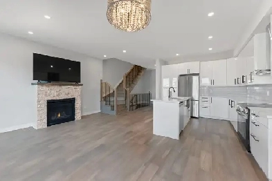 Brand new Custom semi detached on large lot in Avalon! Image# 1