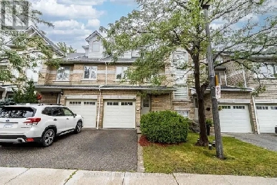 Executive Townhome In Desirable Central Mississauga For Sale. Image# 1