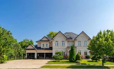 Three Car Garage Luxury Detached Home - Brampton (Credit Valley) Image# 1